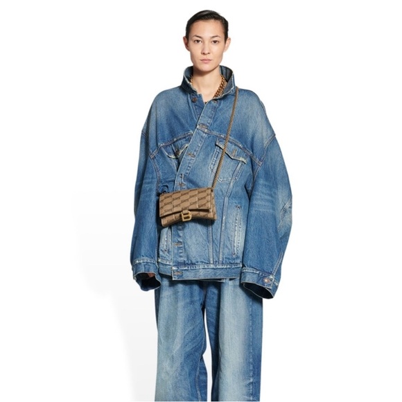 Balenciaga Hourglass Wallet in Chain Bag - AUTHENTIC - Picture 6 of 8